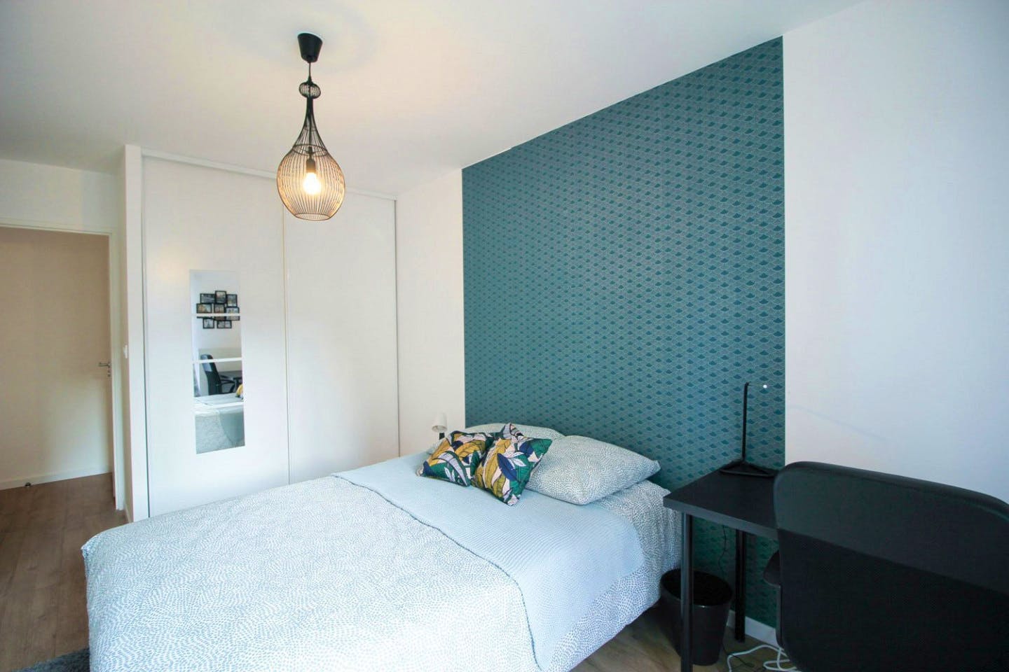  Spacious And Bright Room - 15m² - CL12  -  Cozy Stylish Apt.  - Gallery -  9