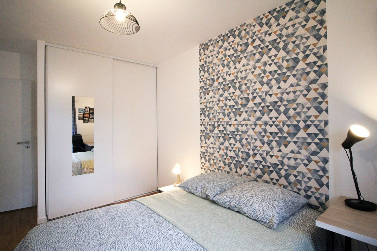  Spacious And Luminous Room - 15m² - CL16  -  Lovely Elegant Apt.  - Gallery -  11