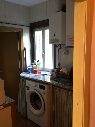 Snug double bed in a 4-bedroom flat in Malasaña - Gallery - 20