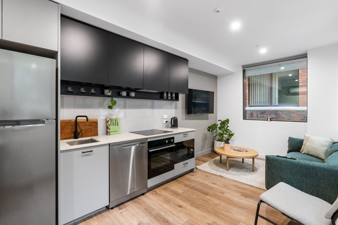  Four Bedroom Apartment - En-Suite  -  The Cube Ealing  - Gallery -  3