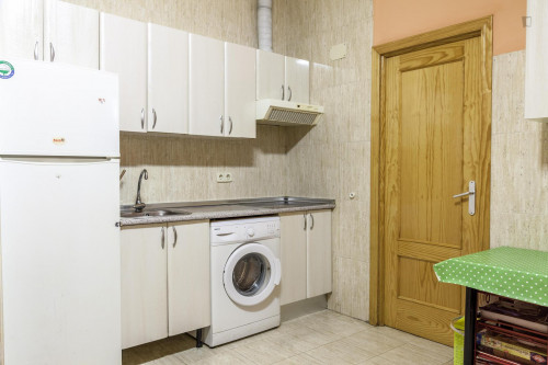 Single bedroom in 5-bedroom flat in Chueca - Gallery - 8