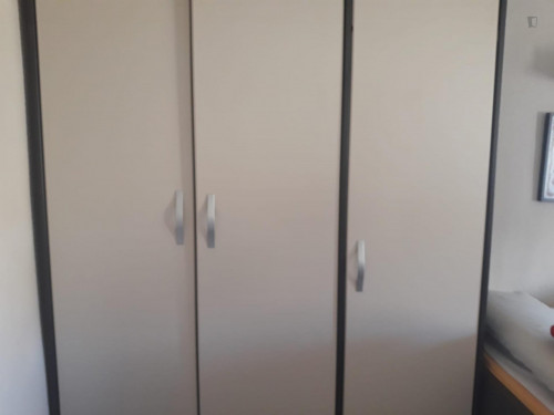 Nice room with 2 beds near Atocha - Gallery - 2