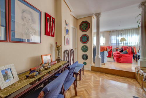 Nice room with 2 beds near Atocha - Gallery - 10