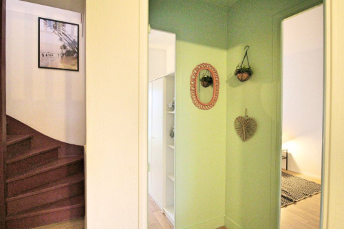 Duplex with 4 bedrooms in the center of Levallois-Perret