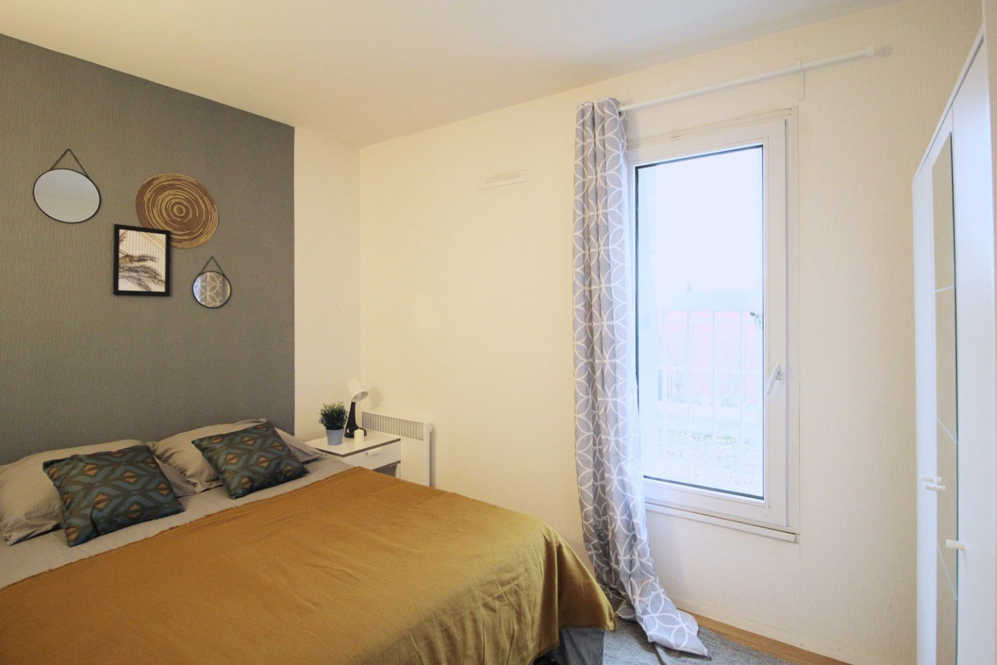 Beautiful Bright Room Of 10m² - LV14 - Duplex with 4 bedrooms in the center of Levallois-Perret Home - Gallery - 13