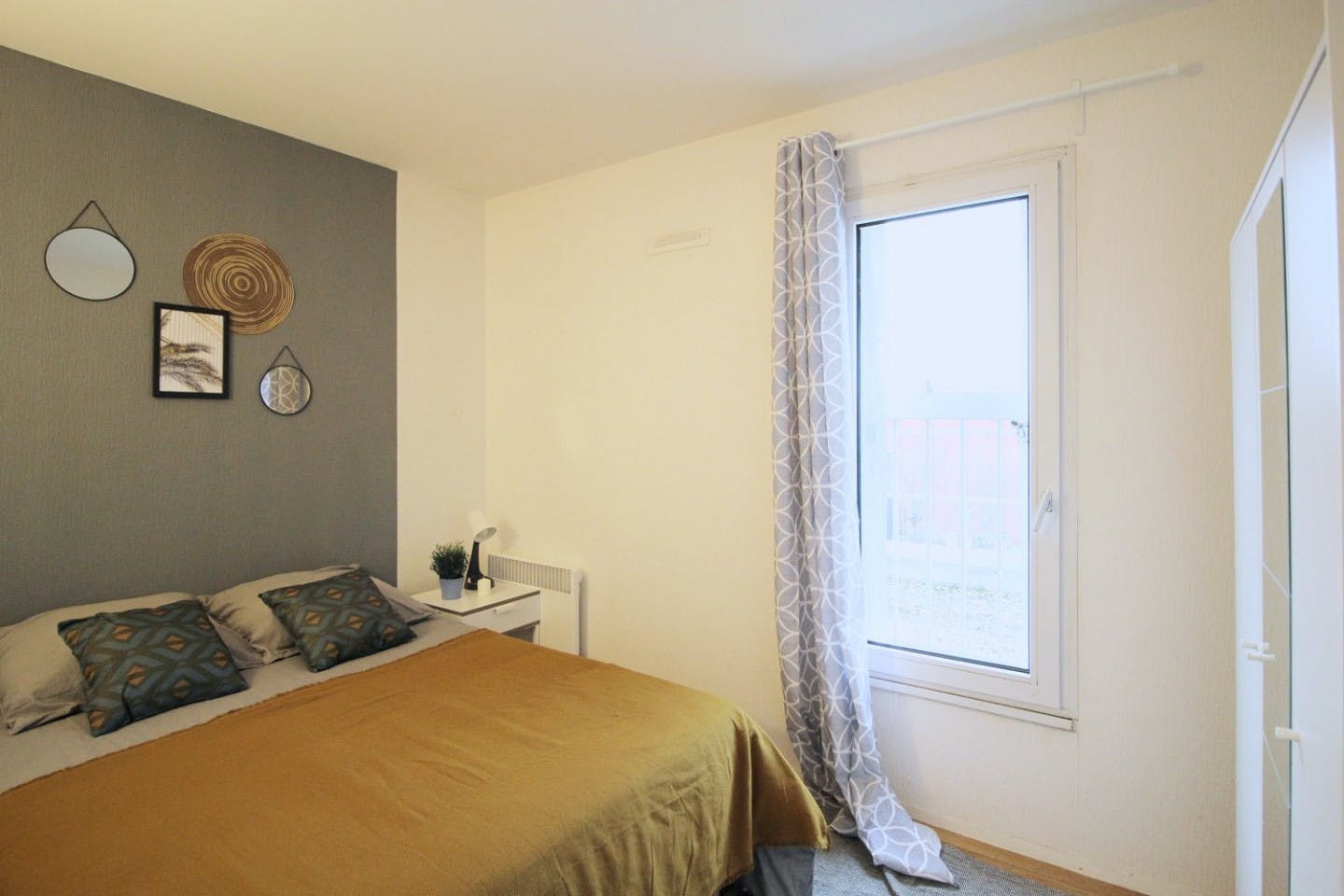 Beautiful Bright Room Of 10m² - LV14 - Duplex with 4 bedrooms in the center of Levallois-Perret Home - Gallery - 19