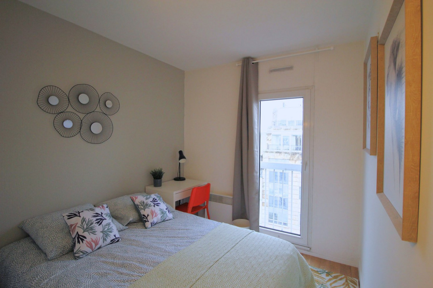 Nice And Welcoming Room - 10m² - LV12 - Duplex with 4 bedrooms in the center of Levallois-Perret Home - Gallery - 15