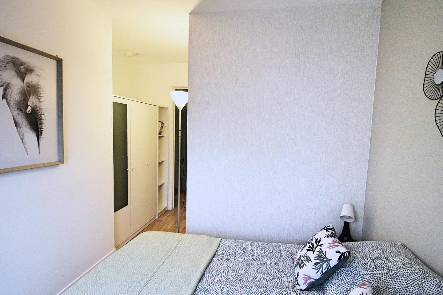 Nice And Welcoming Room - 10m² - LV12 - Duplex with 4 bedrooms in the center of Levallois-Perret Home - Gallery - 10
