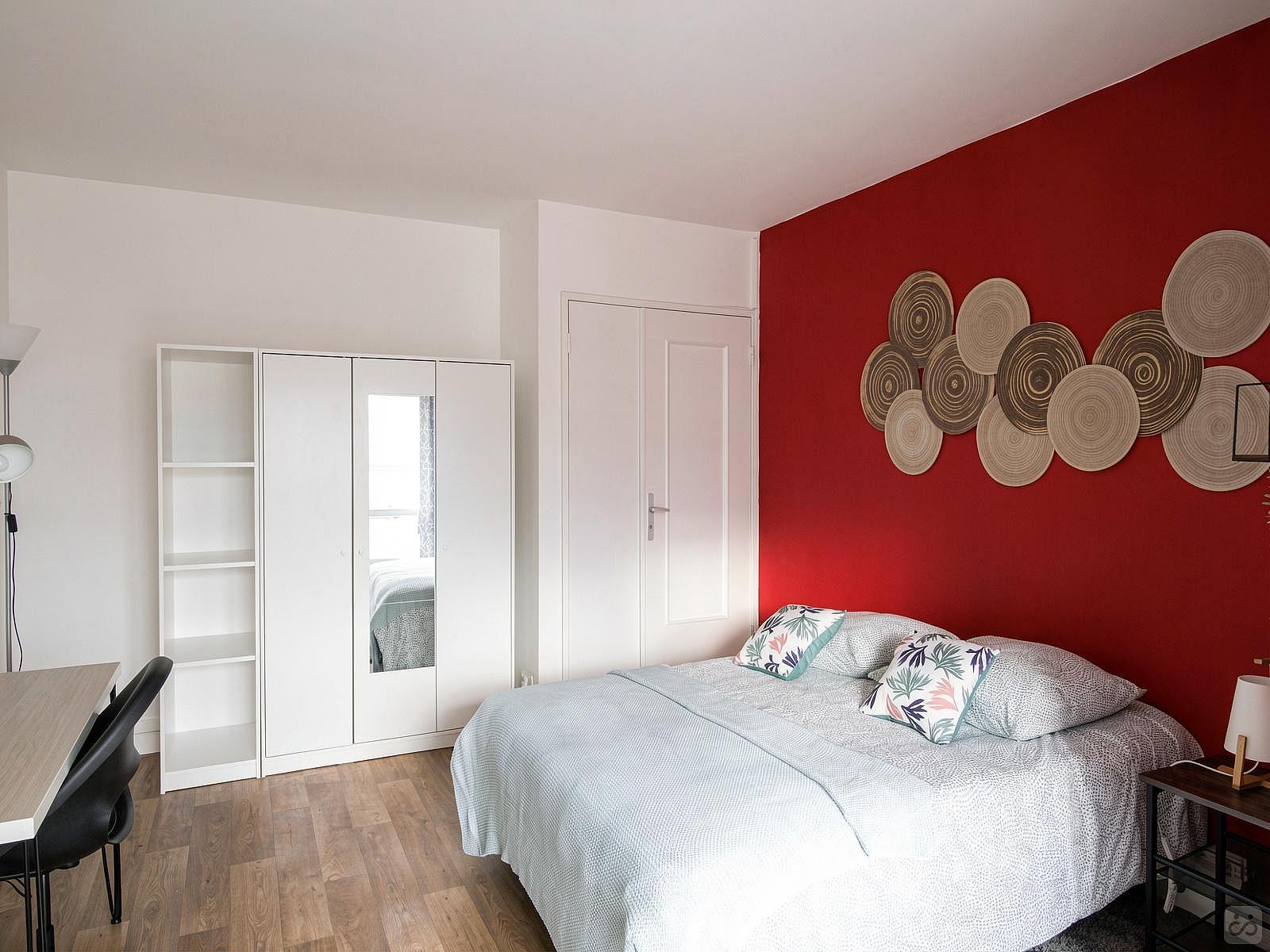  Large Bright Room - 16m² - LV6  -  Superb apartment in the center of Levallois-Perret  - Gallery -  9