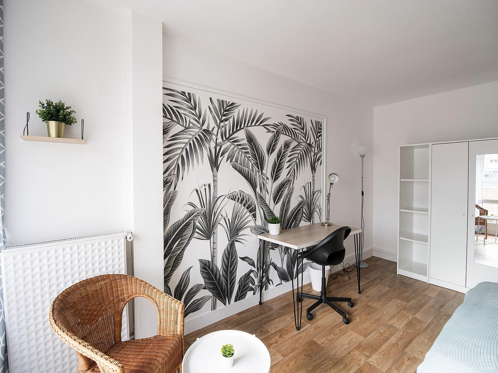  Large Bright Room - 16m² - LV6  -  Superb apartment in the center of Levallois-Perret  - Gallery -  8