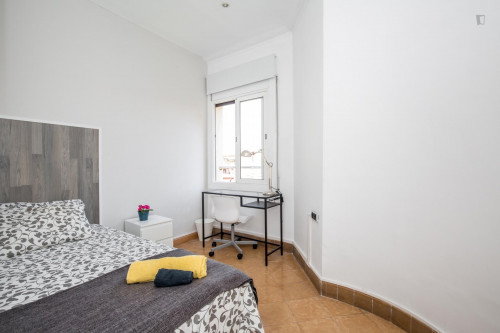 Welcoming single bedroom near the Clot metro - Gallery - 10