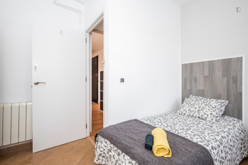 Welcoming single bedroom near the Clot metro - Gallery - 16