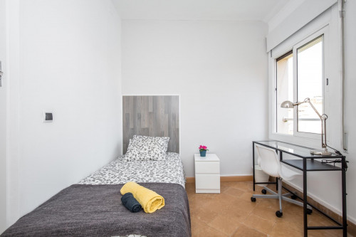 Welcoming single bedroom near the Clot metro - Gallery - 17