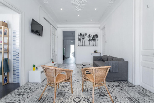 Single in single bedroom, with balcony, in 9-bedroom apartment