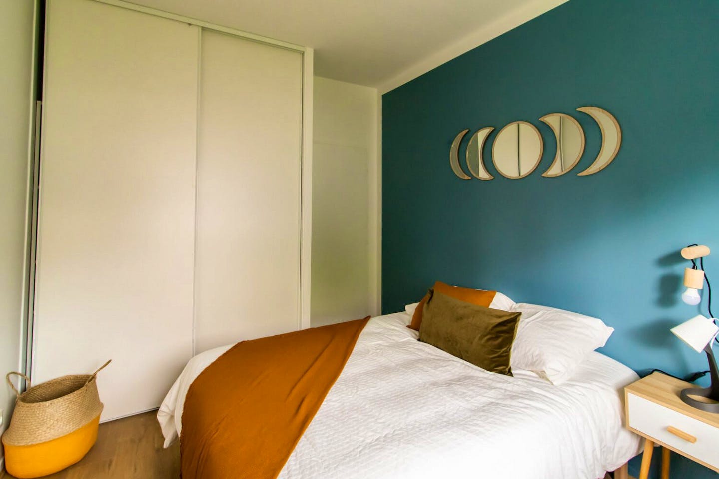 Nicely Decorated 11m² Bedroom - 14