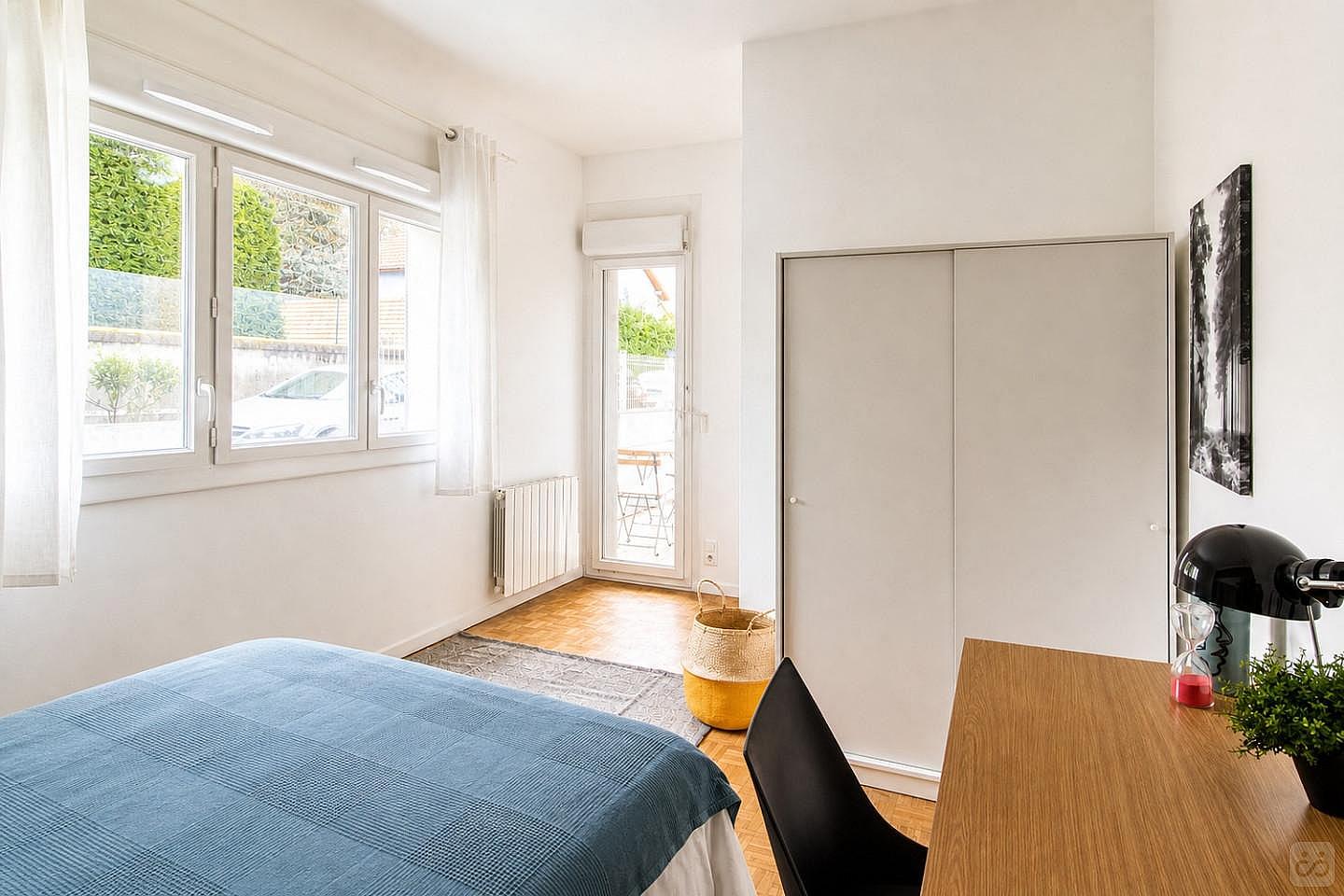 Nice And Spacious 13m² Bedroom -G001 - 4