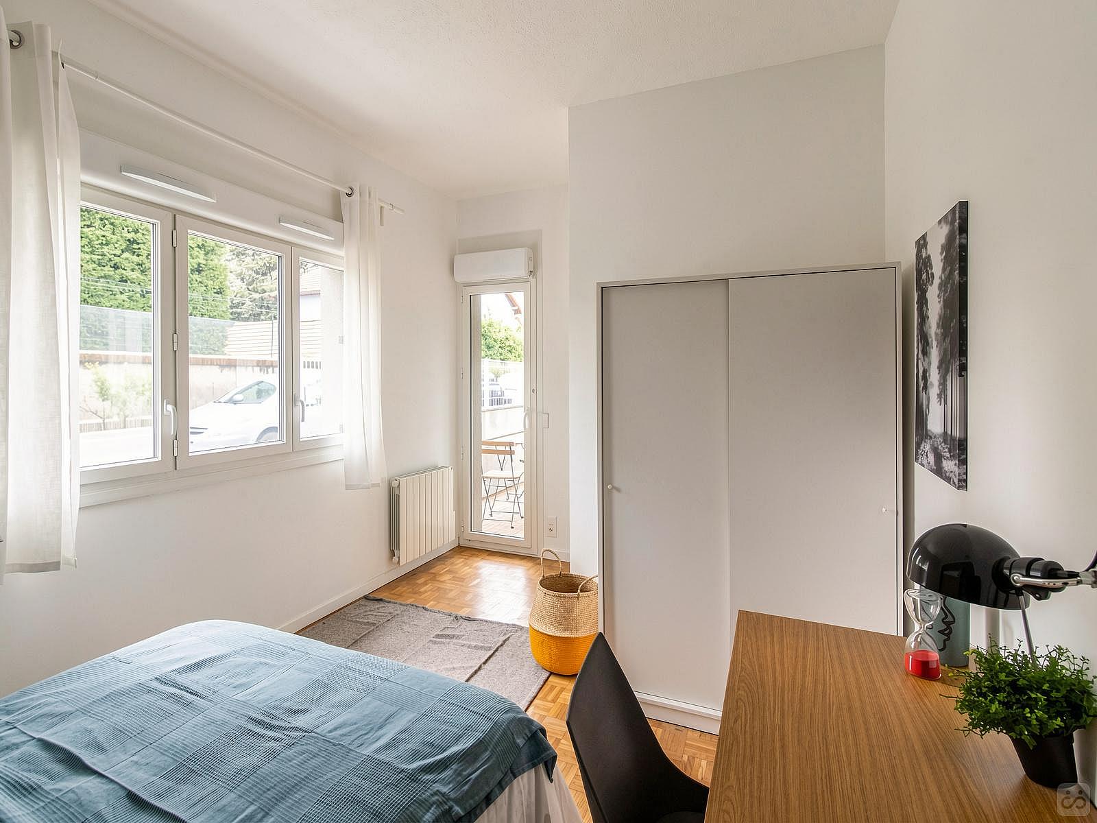 Nice And Spacious 13m² Bedroom -G001 - 7