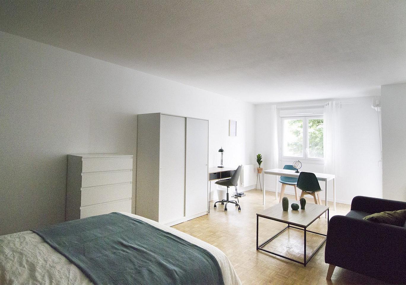 Beautiful 25m² Bedroom - 11