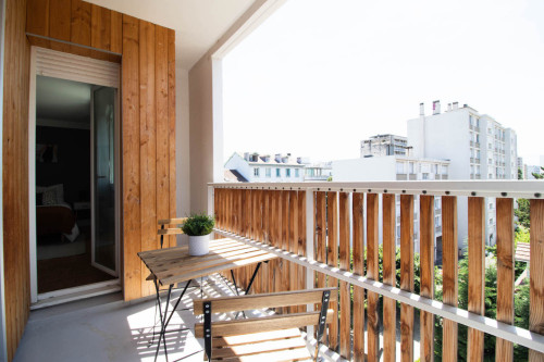 Large apartment with a sublime view in the center of Grenoble
