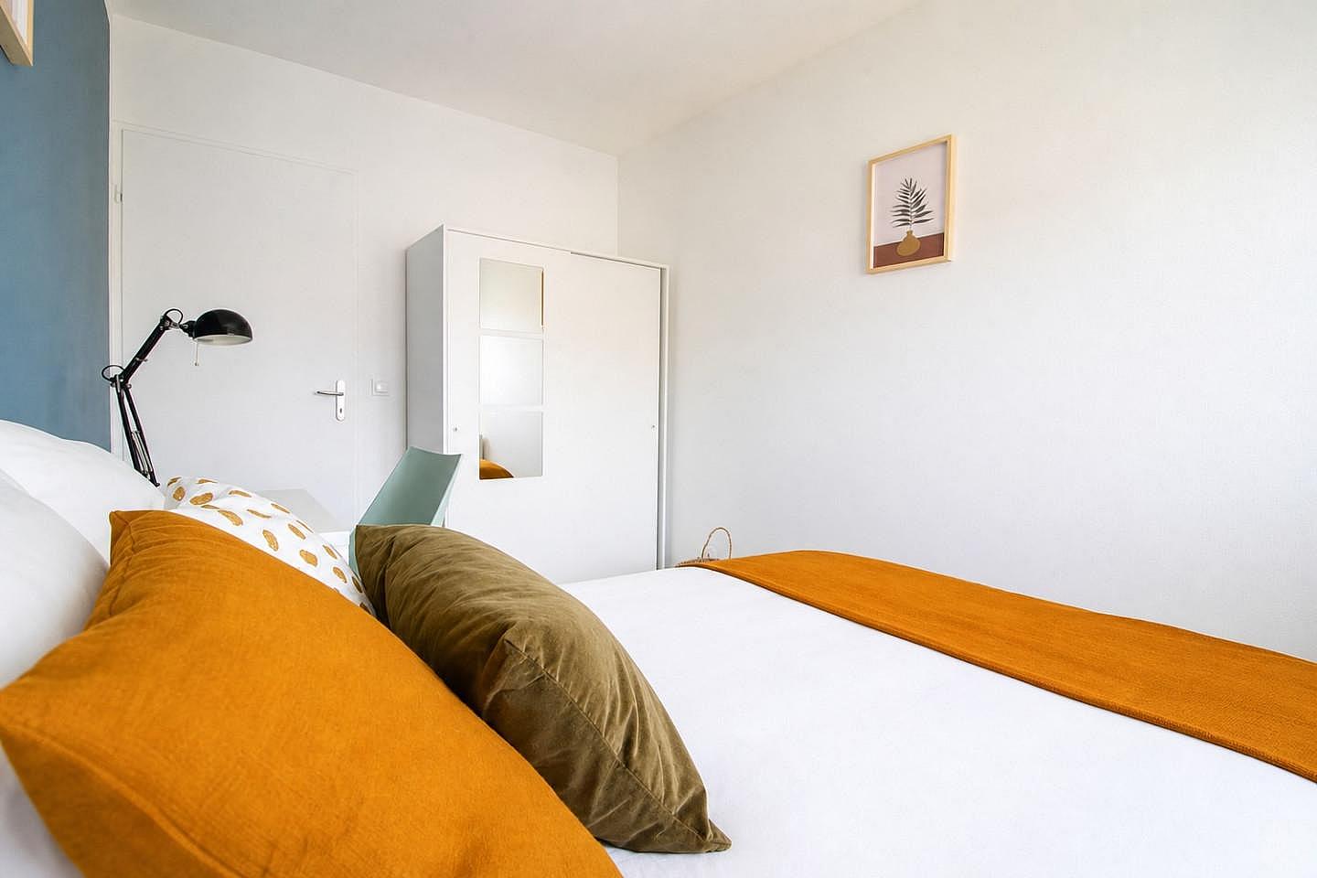 Nice 10m² Bedroom To Rent - 27