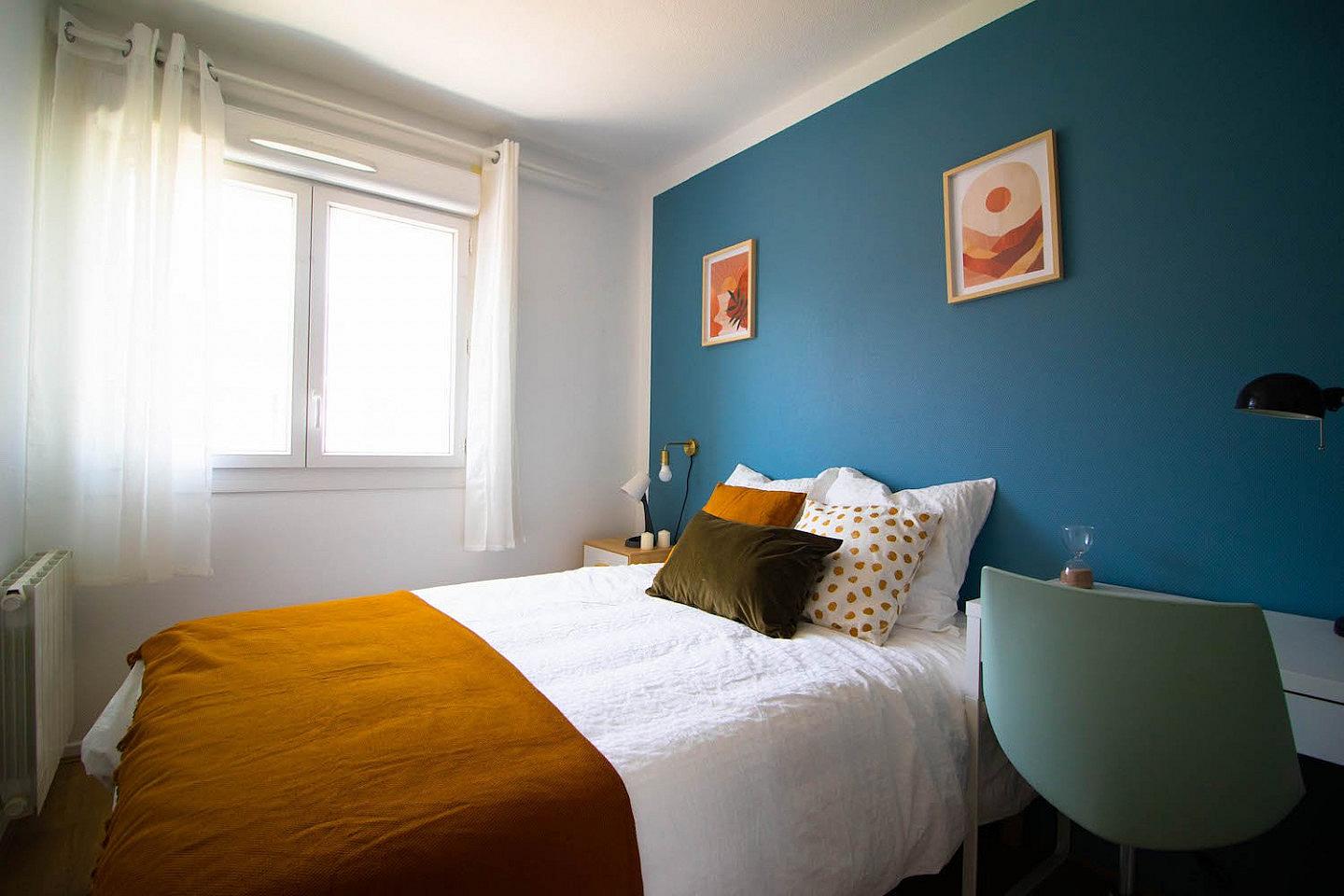 Nice 10m² Bedroom To Rent - 13