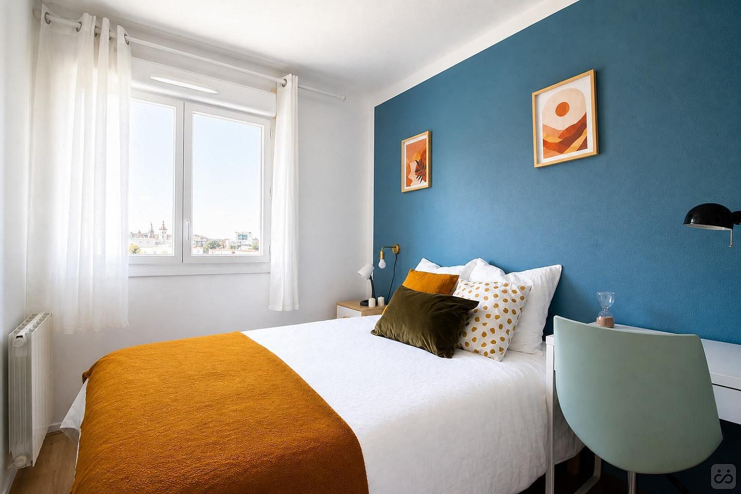 Nice 10m² Bedroom To Rent - 25