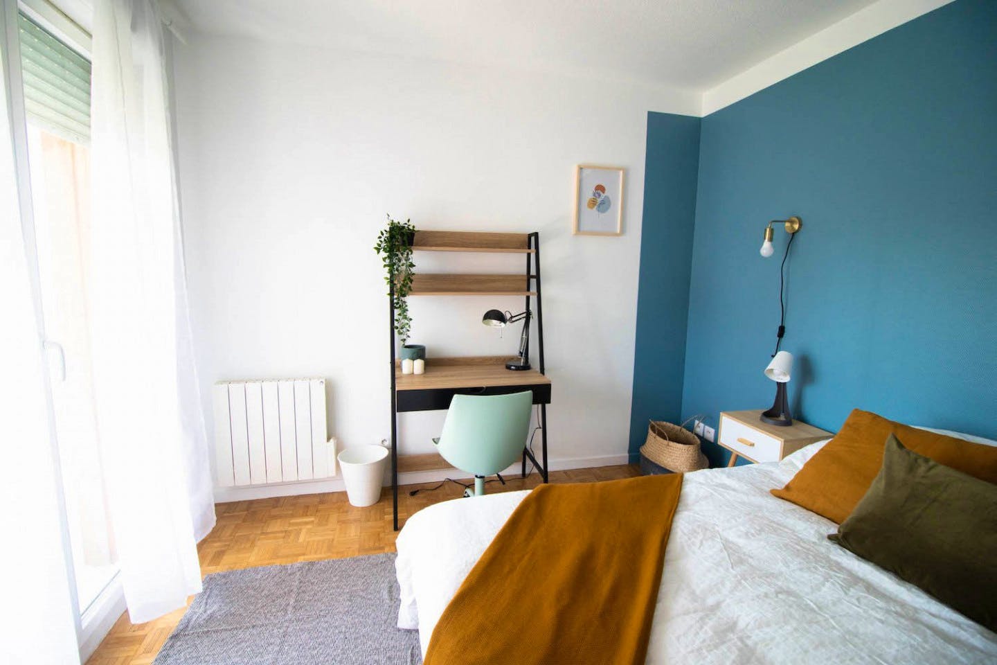 Spacious 15m² Bedroom To Rent - 5