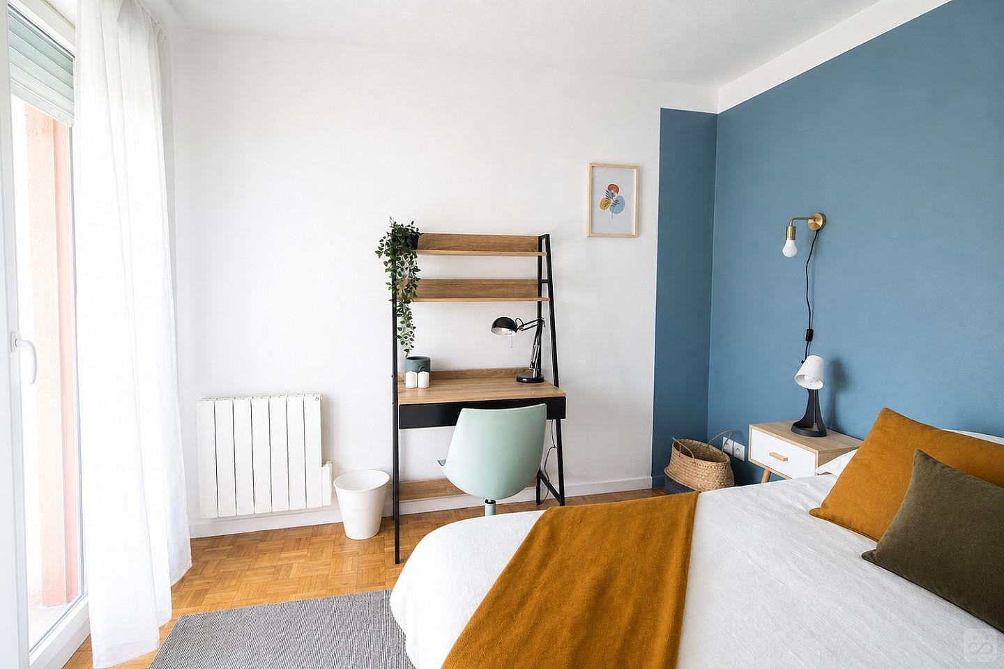 Spacious 15m² Bedroom To Rent - 20