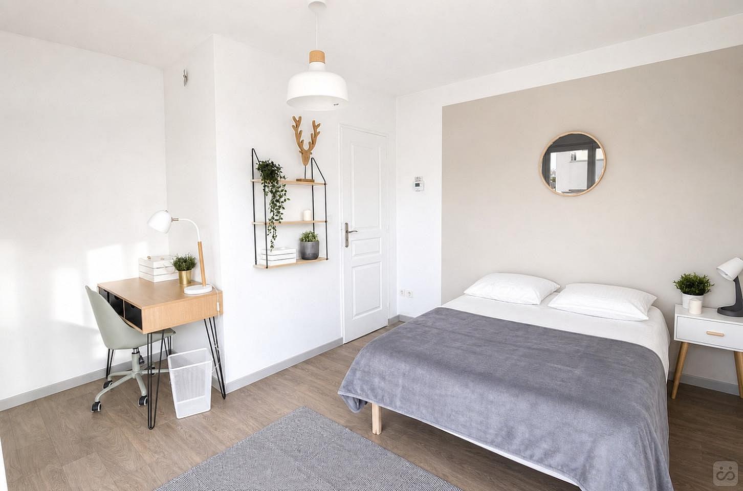 Spacious And Bright Room - LY016 - 2