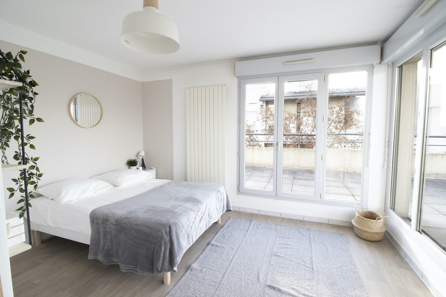  Spacious And Bright Room - LY016  -  Bright 6 bedroom apartment in the city center of Lyon  - Gallery -  7