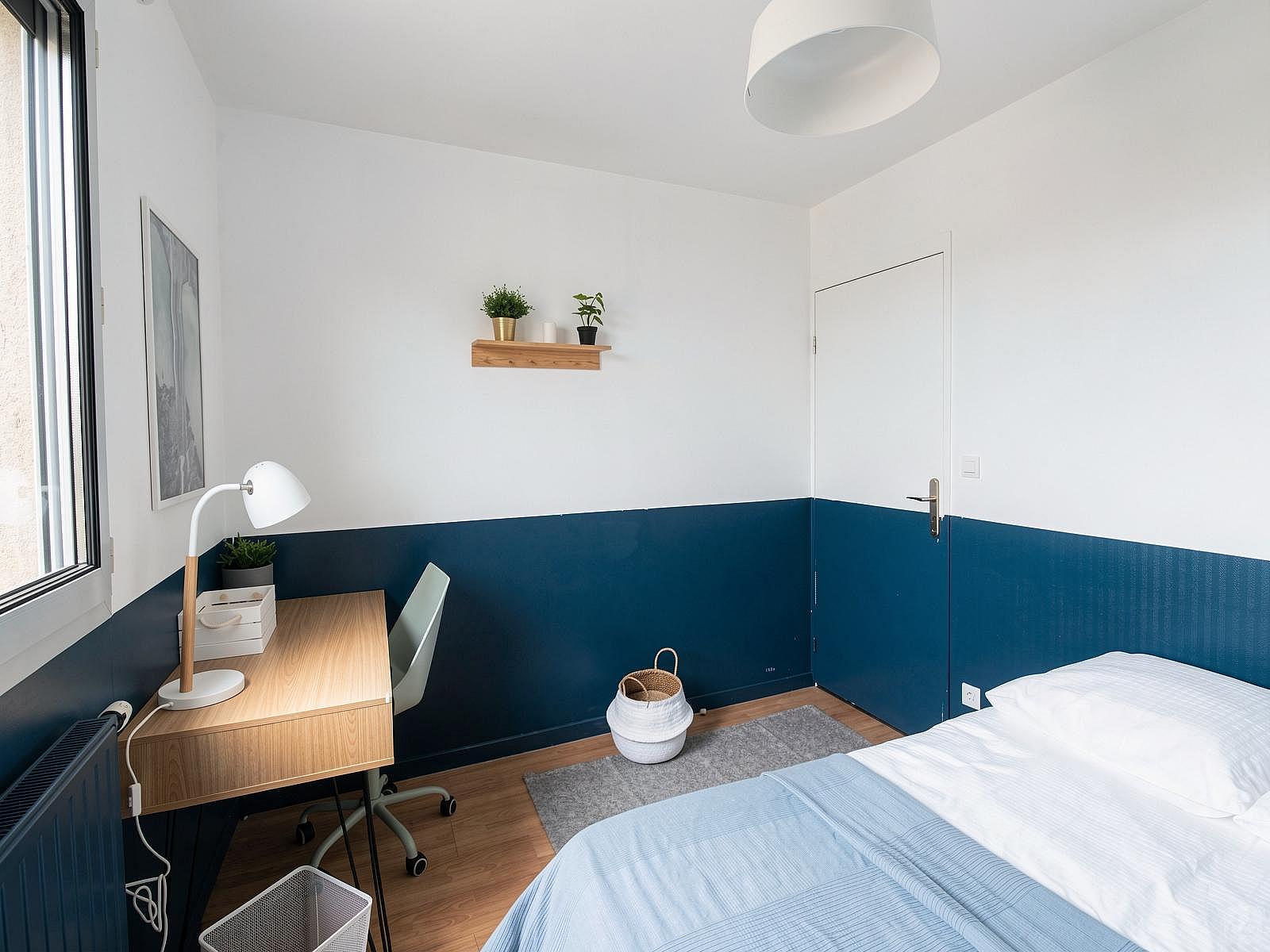  Room Of 11 M² Fully Furnished - LY014  -  Bright 6 bedroom apartment in the city center of Lyon  - Gallery -  21