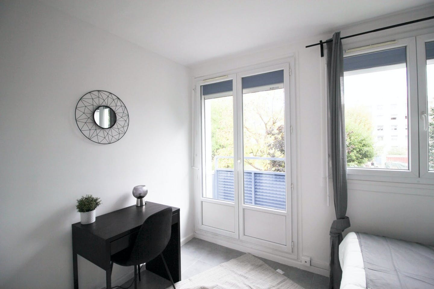 Beautiful And Very Bright Room - 12m² - LY07 - Furnished apartment near the center of Lyon - Gallery - 30