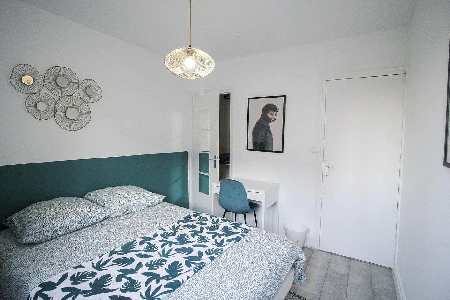 Pleasant Room With Dressing – 11m² - LY09 - Furnished apartment near the center of Lyon - Gallery - 2