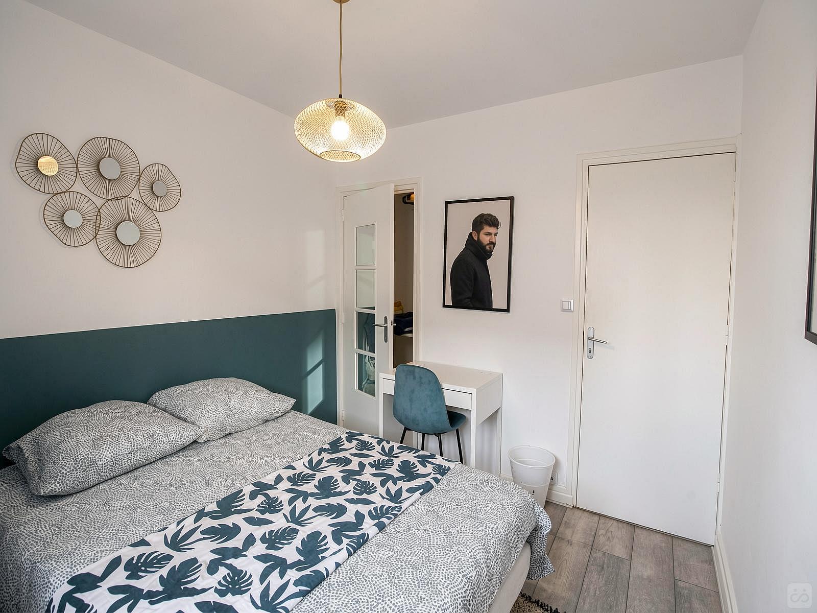 Pleasant Room With Dressing – 11m² - LY09 - Furnished apartment near the center of Lyon - Gallery - 5