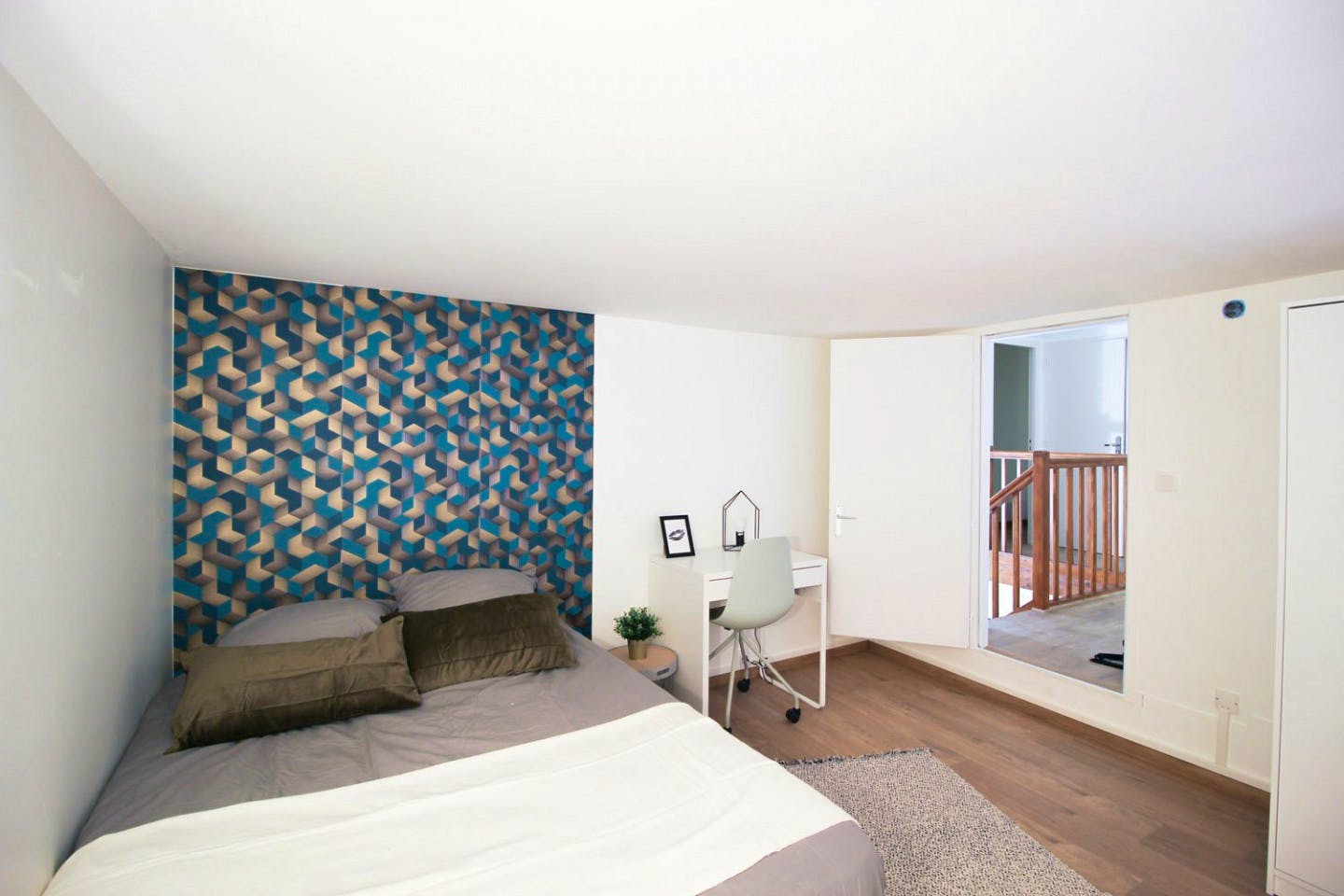  Nice And Comfortable Room - 12m² - LY03  -  Beautiful apartment located in the old Lyon  - Gallery -  12