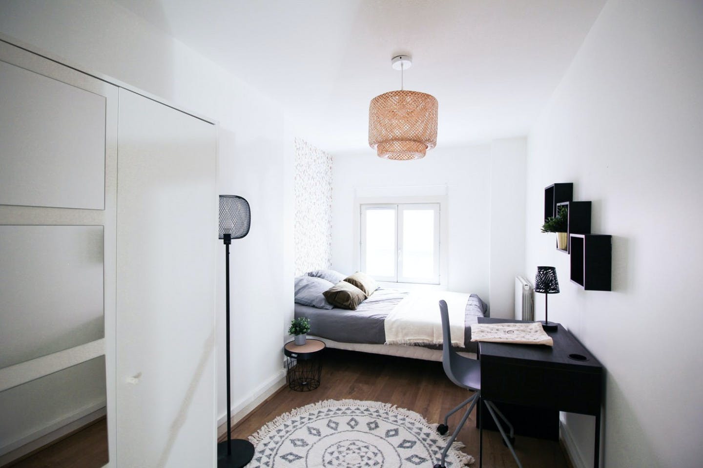  Beautiful Bright Room - 11m² - LY05  -  Beautiful apartment located in the old Lyon  - Gallery -  5