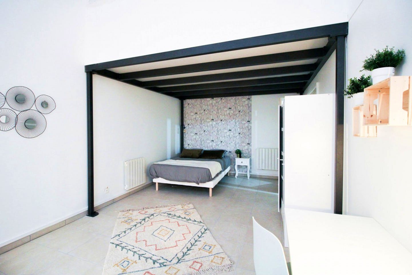  Large And Bright Bedroom - 21m² - LY01  -  Beautiful apartment located in the old Lyon  - Gallery -  11