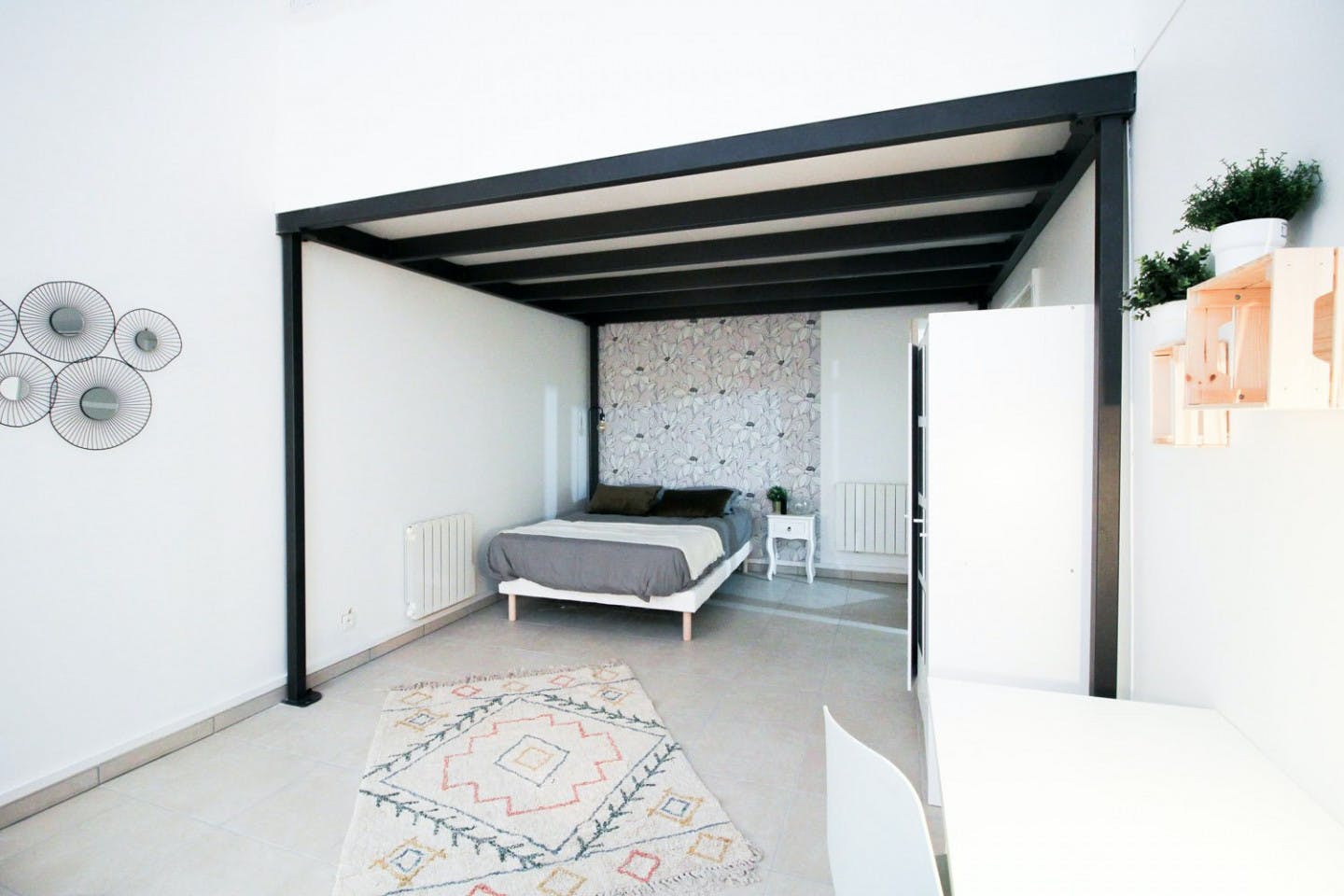  Large And Bright Bedroom - 21m² - LY01  -  Beautiful apartment located in the old Lyon  - Gallery -  14