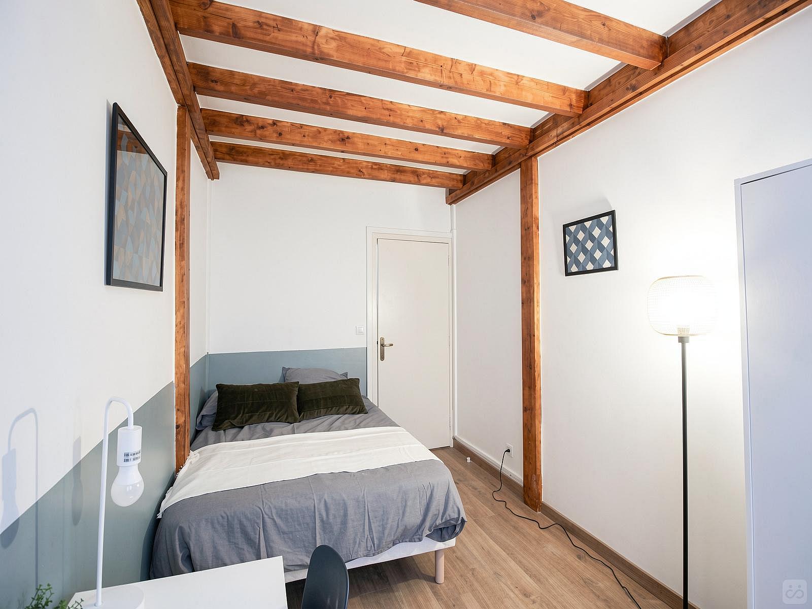  Cosy And Bright Room - 12m² - LY02  -  Amazing Stylish Complex - Incl. Terrace + Workspace  - Gallery -  14