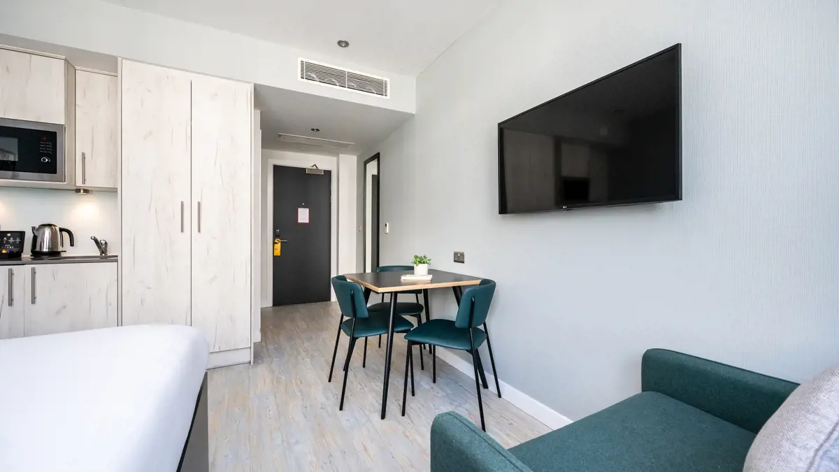 Studio - Waterfront - Gallery - 3