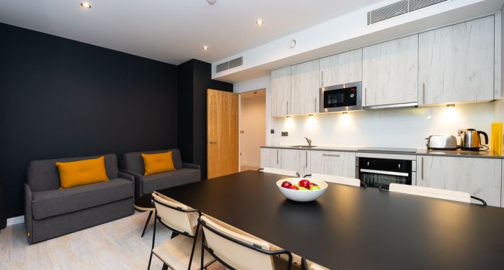 1 Bedroom Apartment - Waterfront - Gallery - 5