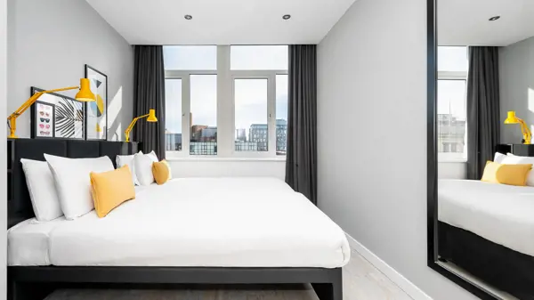 2 Bedroom Apartment - Waterfront - Gallery - 8