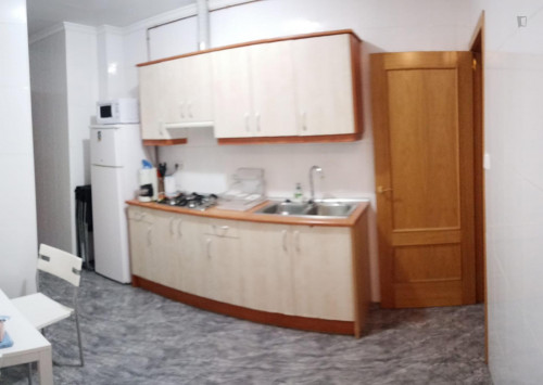 4-Bedroom apartment near Gran Vía metro station