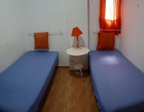 4-Bedroom apartment near Gran Vía metro station - Gallery - 7