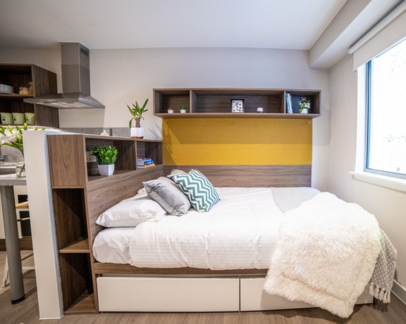 Studio Gold - City View - Brewers Court - Gallery - 6