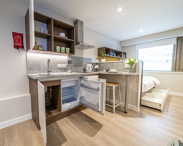  Studio Gold - City View  -  Brewers Court  - Gallery -  2