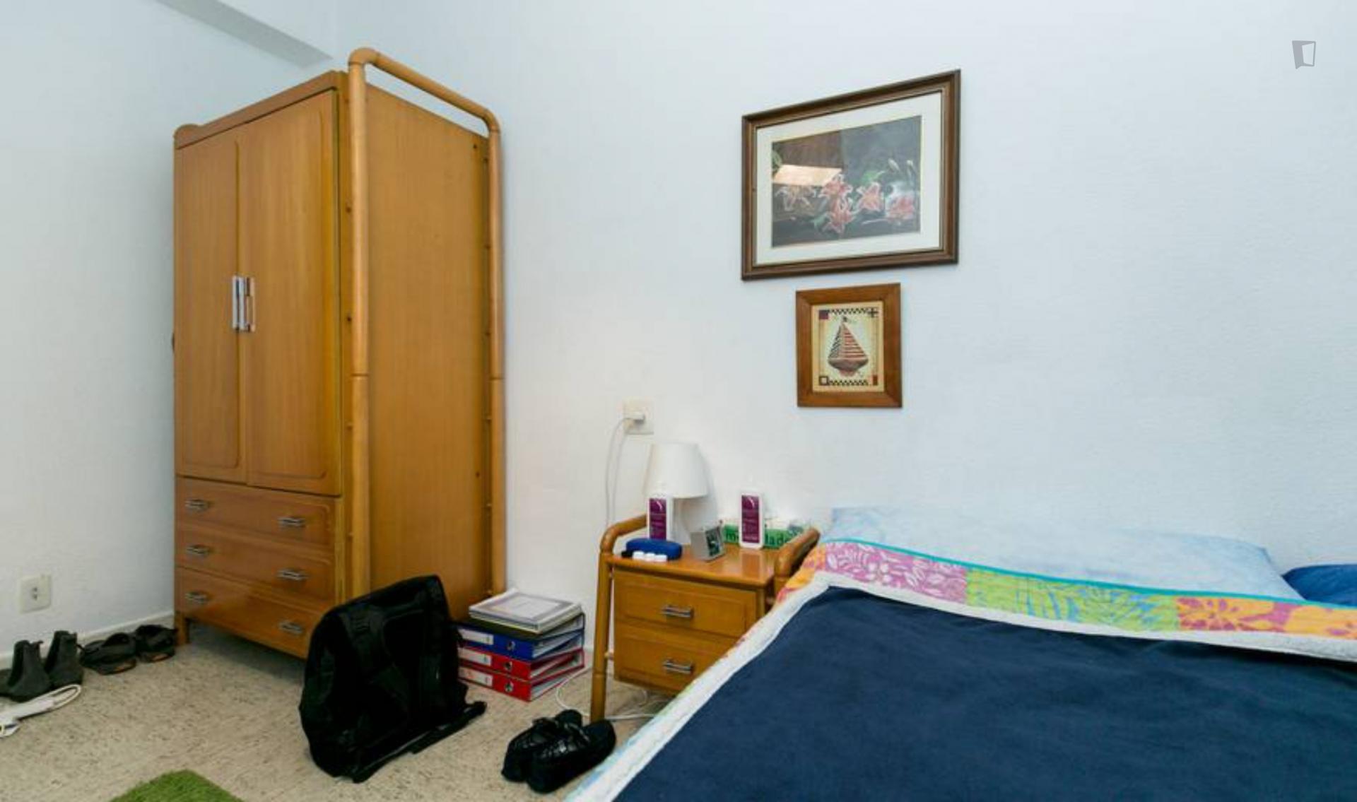 Lovely Single Bedroom Close To Cervantes Area - 1