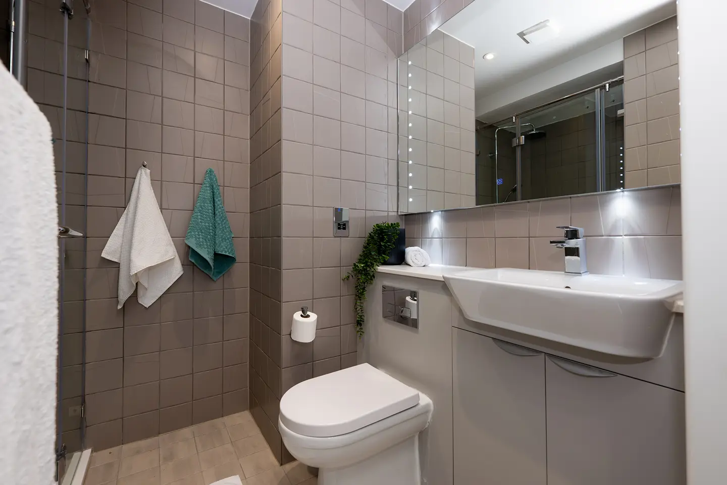  Platinum Studio  -  Glasgow West End  - Gallery -  5
