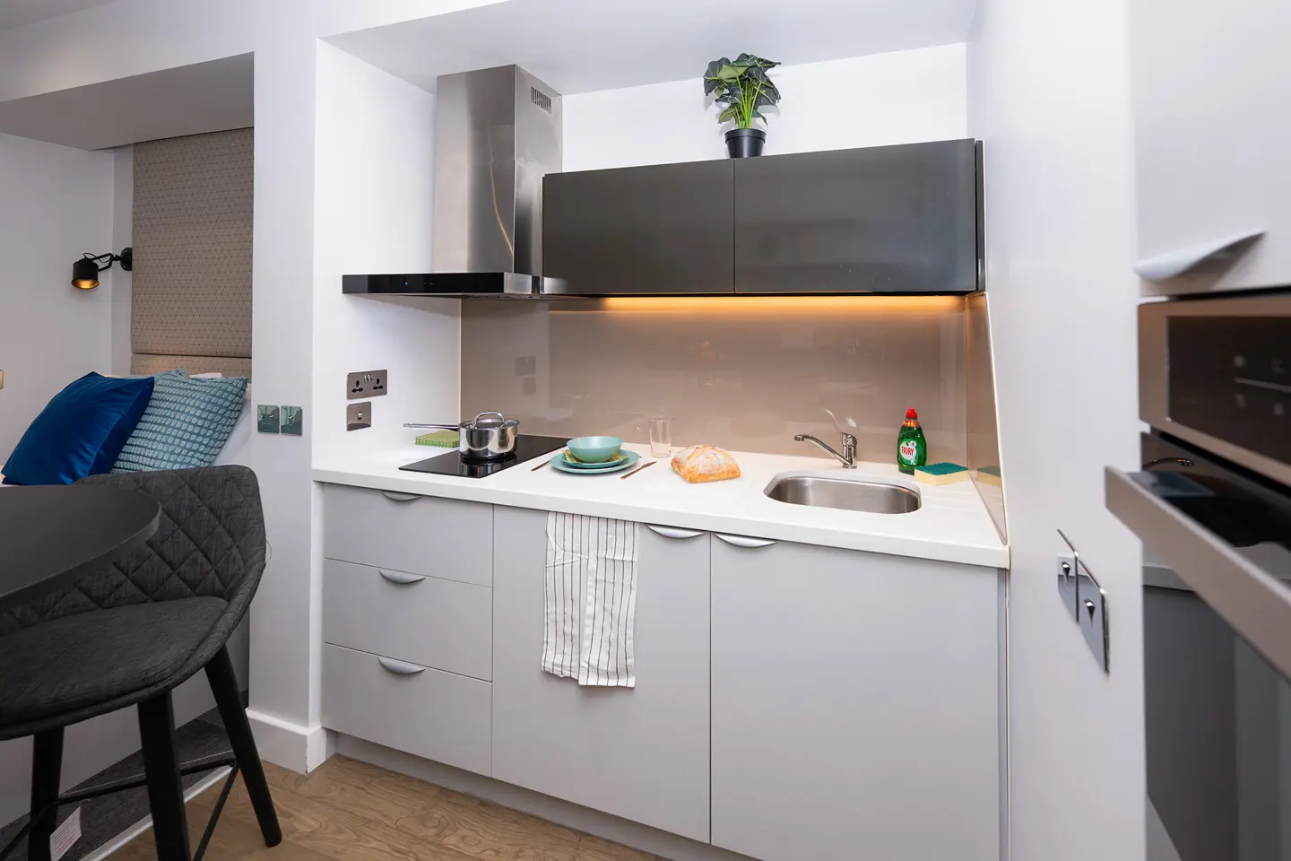  Platinum Studio  -  Glasgow West End  - Gallery -  3