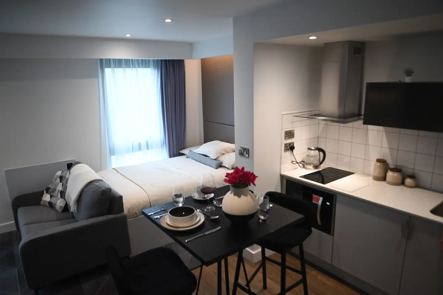  Diamond Plus Studio  -  Glasgow West End  - Gallery -  2